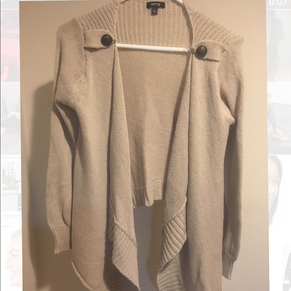 Women’s cardigan